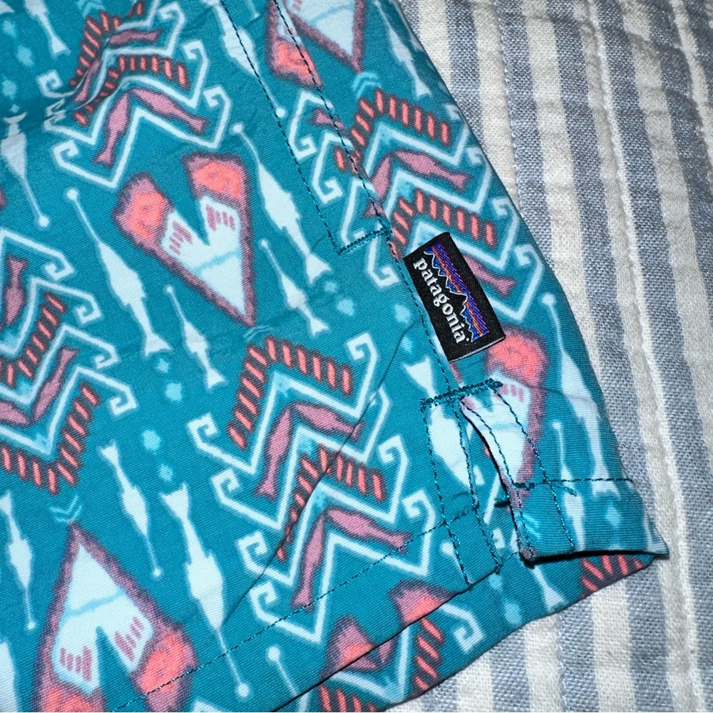 Patagonia Women's‎ Barely Baggies Shorts - 2½" Small STY57042 - Picture 2 of 13